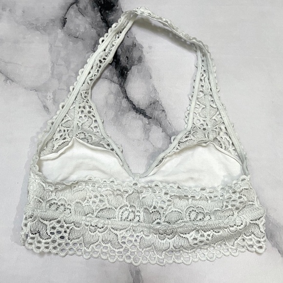 Lightly Lined Lace Halter Bralette - Picture 2 of 3